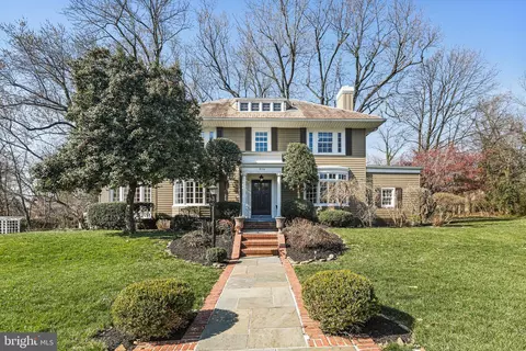 Exterior - 514 Drury Ln, Baltimore, MD 21229 photo 2 of 11