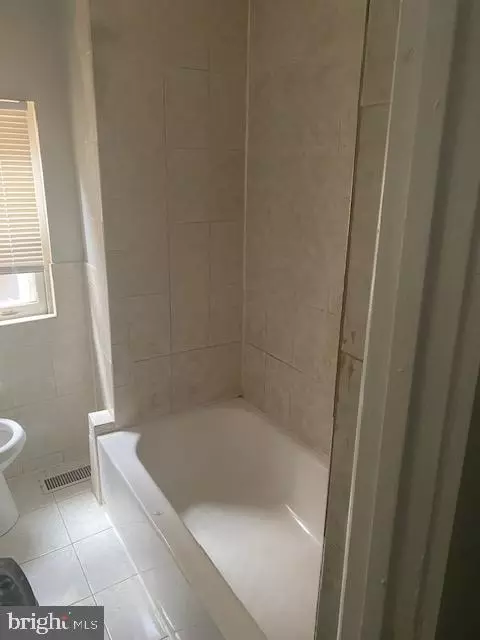 2229 Orem Ave, Baltimore, MD 21217 photo 9