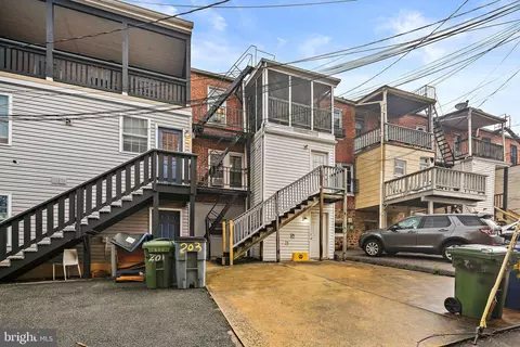 Exterior - 205 E 33rd St E, Baltimore, MD 21218 photo 3 of 5