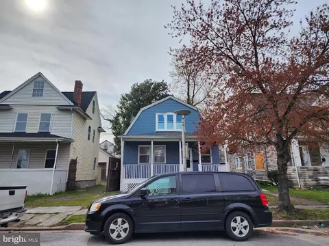 306 Collins Ave, Baltimore, MD 21229 photo 2