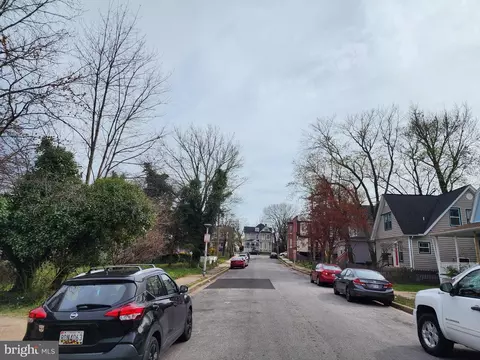 306 Collins Ave, Baltimore, MD 21229 photo 3