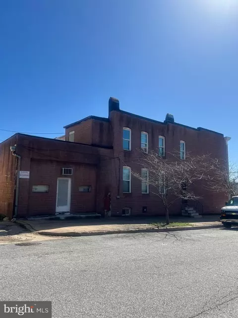 2600 E Hoffman St, Baltimore, MD 21213 photo 2