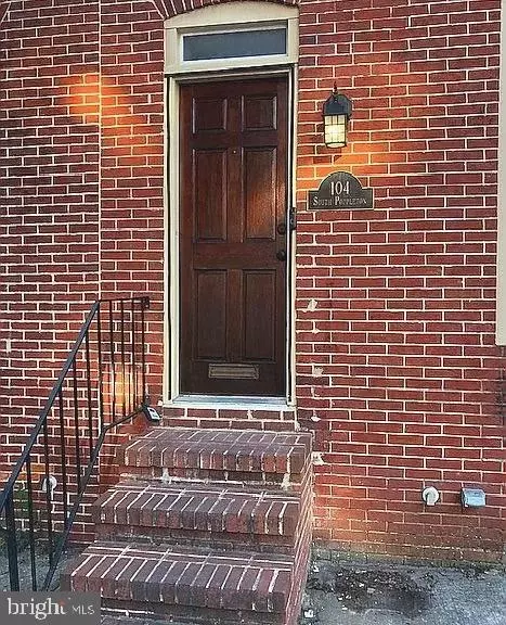 104 Poppleton St, Baltimore, MD 21201