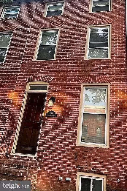 Exterior - 104 Poppleton St, Baltimore, MD 21201 photo 2 of 2