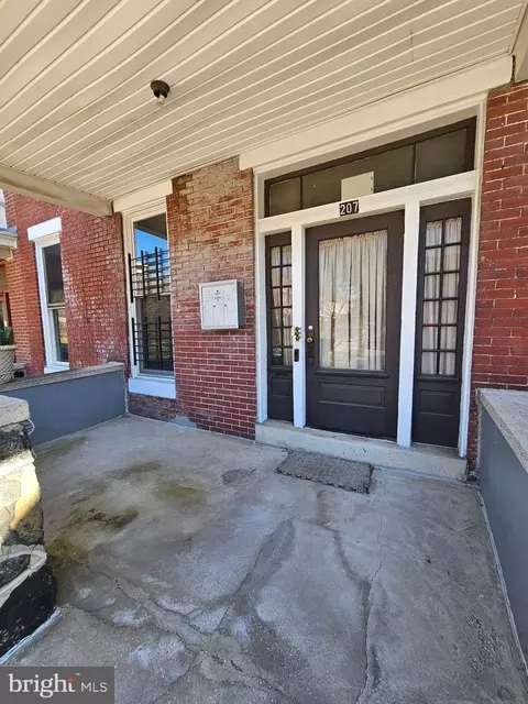 Exterior - 207 W 29th St, Baltimore, MD 21211 photo 3 of 6