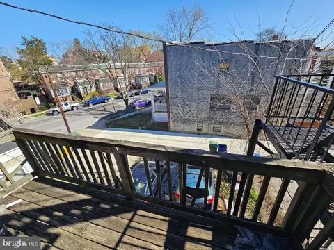 Exterior - 207 W 29th St, Baltimore, MD 21211 photo 4 of 6