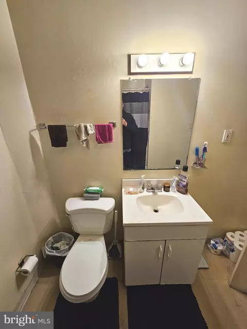 Bath - 207 W 29th St, Baltimore, MD 21211 photo 1 of 1