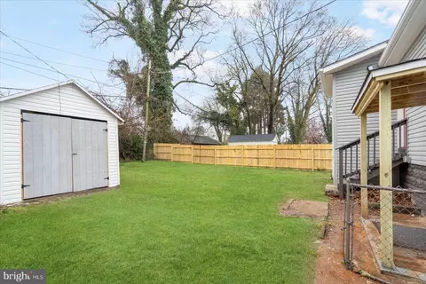 Exterior - 3903 Ferndale Ave, Baltimore, MD 21207 photo 9 of 9