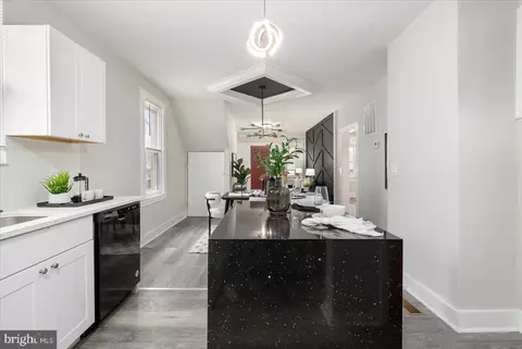 Kitchen - 3903 Ferndale Ave, Baltimore, MD 21207 photo 5 of 8