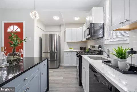 Kitchen - 3903 Ferndale Ave, Baltimore, MD 21207 photo 3 of 8