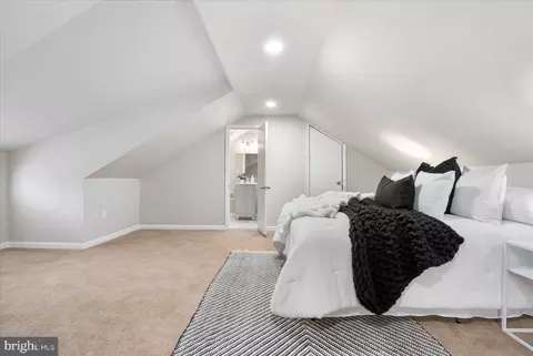 Bedroom - 3903 Ferndale Ave, Baltimore, MD 21207 photo 4 of 4
