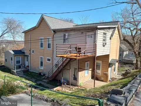 1305 Northern Pkwy, Baltimore, MD 21209