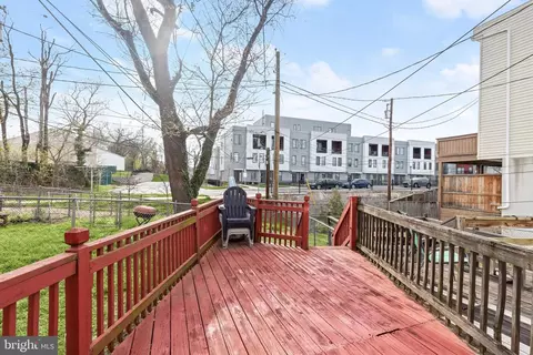 Exterior - 3850 Quarry Ave, Baltimore, MD 21211 photo 4 of 5