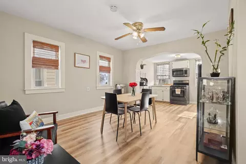 Dining - 3850 Quarry Ave, Baltimore, MD 21211 photo 3 of 3