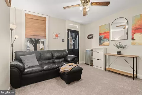 Living - 3850 Quarry Ave, Baltimore, MD 21211 photo 1 of 3
