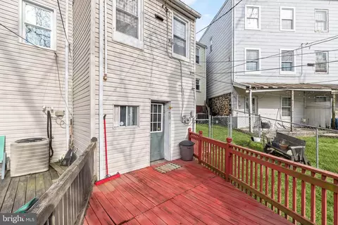 Exterior - 3850 Quarry Ave, Baltimore, MD 21211 photo 5 of 5