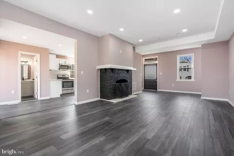 Living - 2400 Ailsa Ave, Baltimore, MD 21214 photo 2 of 4