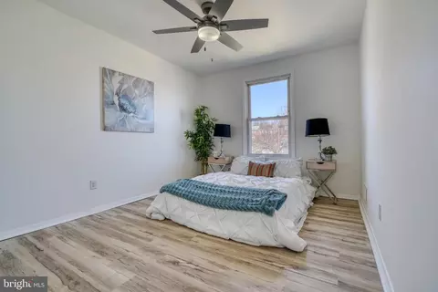 Bedroom - 5217 Hillwell Rd, Baltimore, MD 21229 photo 1 of 8