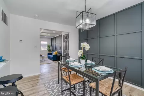Dining - 5217 Hillwell Rd, Baltimore, MD 21229 photo 3 of 6