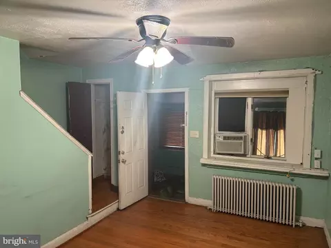 51 Talbott St, Brooklyn, MD 21225 photo 3