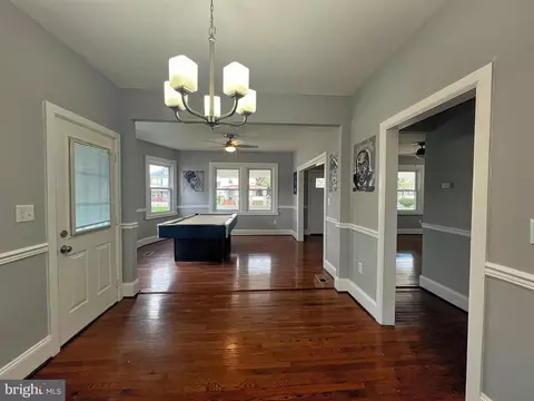 Entry Way - 3510 Copley Rd, Baltimore, MD 21215 photo 1 of 2
