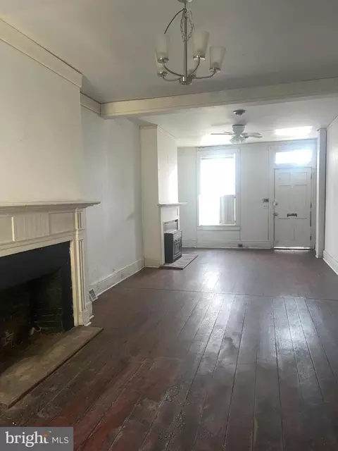 623 N Paca St, Baltimore, MD 21201 photo 3