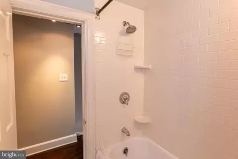 Bath - 2519 Pickwick Rd, Baltimore, MD 21207 photo 7 of 8