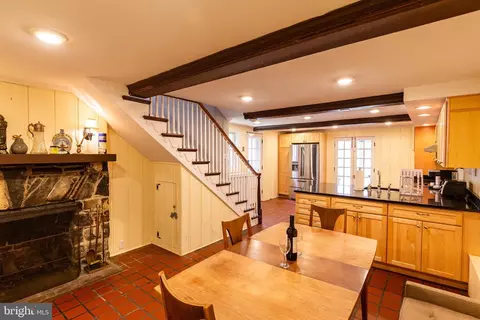 Dining - 2519 Pickwick Rd, Baltimore, MD 21207 photo 2 of 2