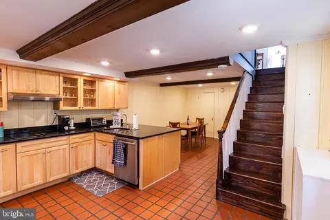 Kitchen - 2519 Pickwick Rd, Baltimore, MD 21207 photo 3 of 4