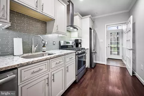 Kitchen - 617 W 33rd St, Baltimore, MD 21211 photo 3 of 6