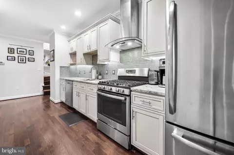 Kitchen - 617 W 33rd St, Baltimore, MD 21211 photo 4 of 6