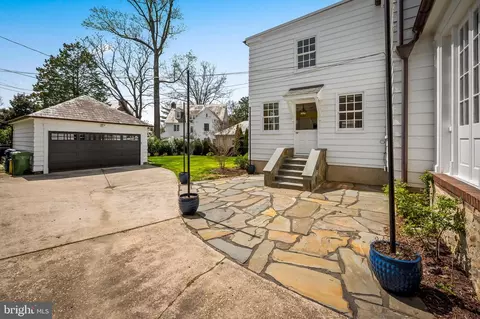 Exterior - 305 Northway, Baltimore, MD 21218 photo 6 of 14