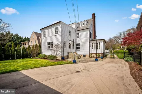 Exterior - 305 Northway, Baltimore, MD 21218 photo 7 of 14