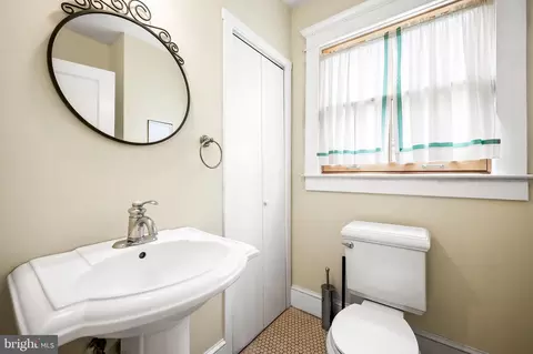 Bath - 305 Northway, Baltimore, MD 21218 photo 1 of 5
