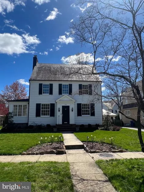 305 Northway, Baltimore, MD 21218