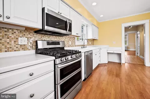 Kitchen - 305 Northway, Baltimore, MD 21218 photo 5 of 6