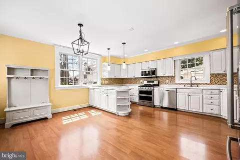 Kitchen - 305 Northway, Baltimore, MD 21218 photo 6 of 6