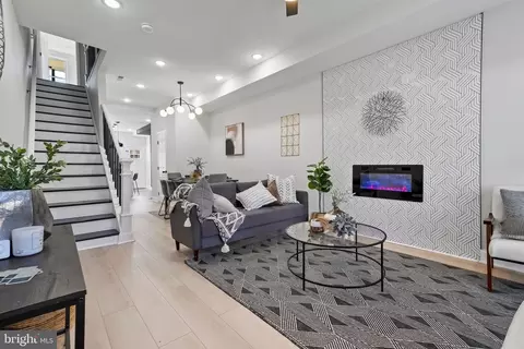 533 N Lakewood Ave, Baltimore, MD 21205