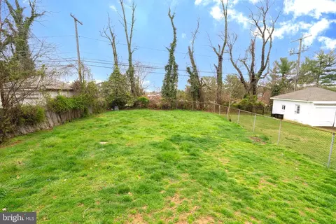 Exterior - 5319 Brabant Rd, Baltimore, MD 21229 photo 8 of 12