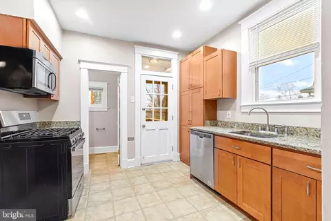Kitchen - 5319 Brabant Rd, Baltimore, MD 21229 photo 1 of 4