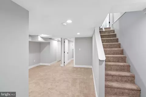 Entry Way - 4029 Fairfax Rd, Baltimore, MD 21216 photo 1 of 2