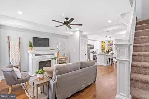 Living - 4029 Fairfax Rd, Baltimore, MD 21216 photo 3 of 6