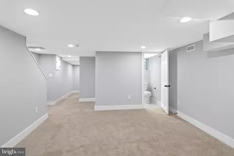 Entry Way - 4029 Fairfax Rd, Baltimore, MD 21216 photo 2 of 2