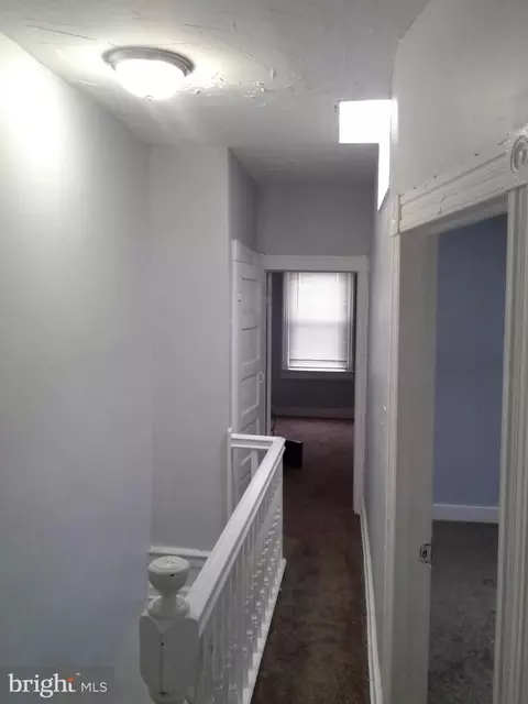 Entry Way - 1671 Cliftview Ave, Baltimore, MD 21213 photo 4 of 6
