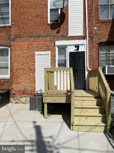 Exterior - 3129 Cliftmont Ave, Baltimore, MD 21213 photo 3 of 3