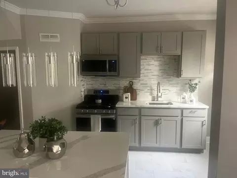 Kitchen - 3129 Cliftmont Ave, Baltimore, MD 21213 photo 2 of 15