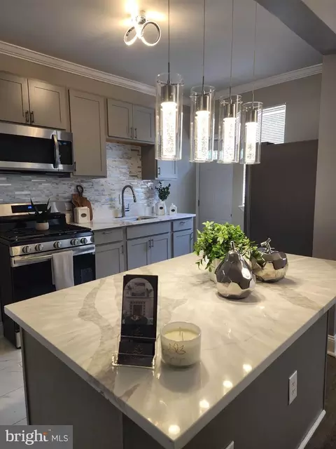 Kitchen - 3129 Cliftmont Ave, Baltimore, MD 21213 photo 1 of 15