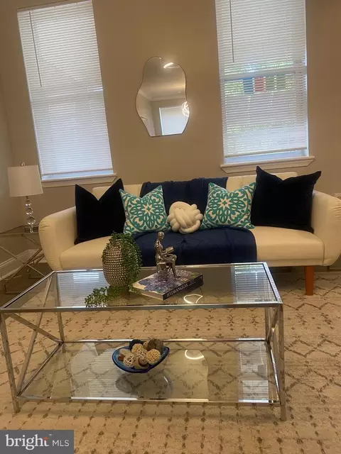 Living - 3129 Cliftmont Ave, Baltimore, MD 21213 photo 1 of 3