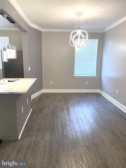 Dining - 3129 Cliftmont Ave, Baltimore, MD 21213 photo 2 of 7