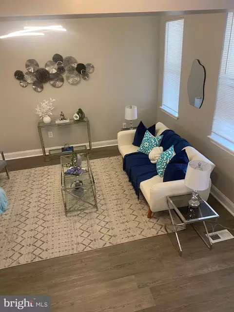 Living - 3129 Cliftmont Ave, Baltimore, MD 21213 photo 2 of 3